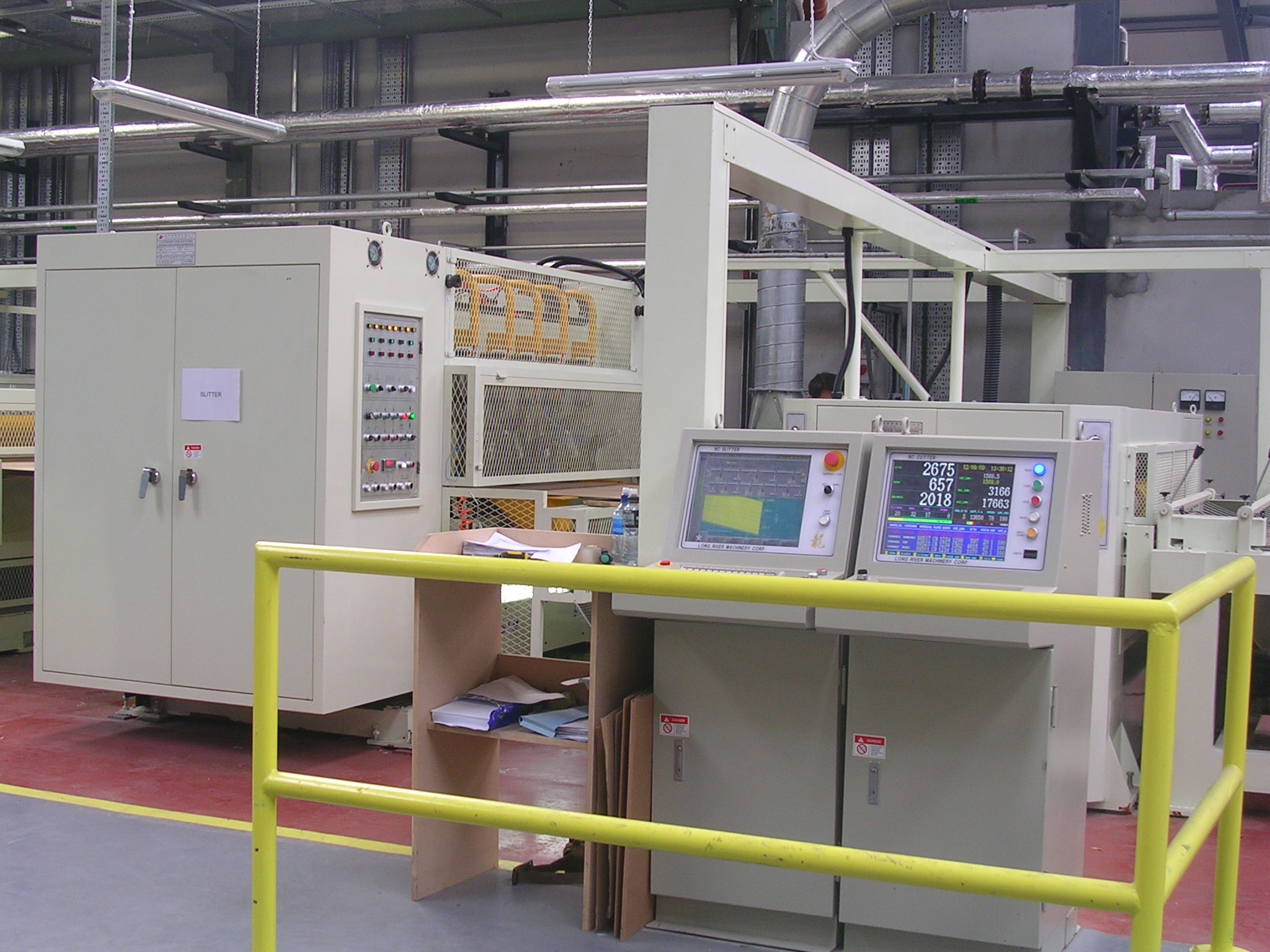 Next generation of industrial laminators running at high speed.